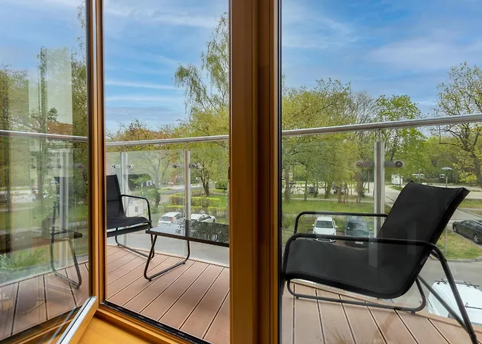 Lejlighed Geraeumiges Und Luxurioeses Tower 12 By Interhome