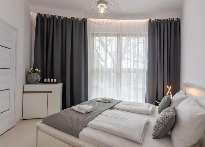 Lejlighed Geraeumiges Und Luxurioeses Tower 12 By Interhome