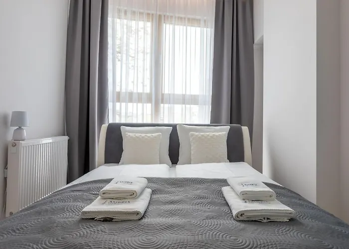 Lejlighed Geraeumiges Und Luxurioeses Tower 12 By Interhome