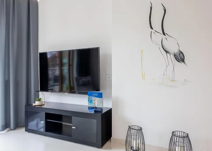 Geraeumiges Und Luxurioeses Tower 12 By Interhome *